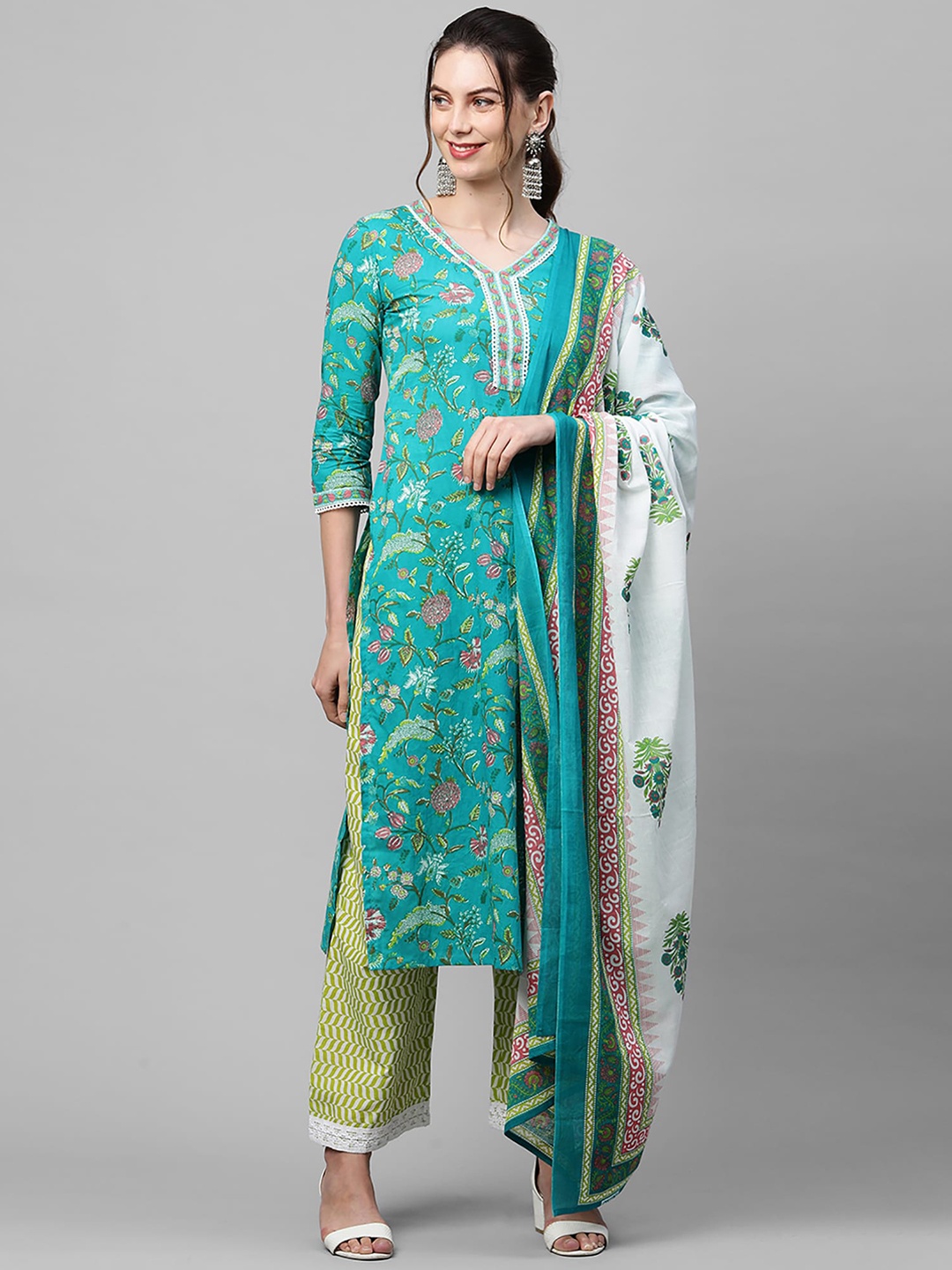 

Indo Era Women Green Floral Printed Straight Kurta & Trousers With Dupatta