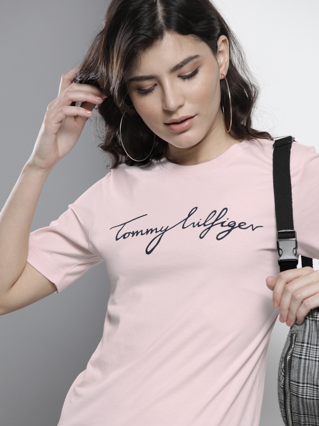 

Tommy Hilfiger Women Pink Typography Printed Organic Cotton Slim Fit Organic Cotton T-shirt