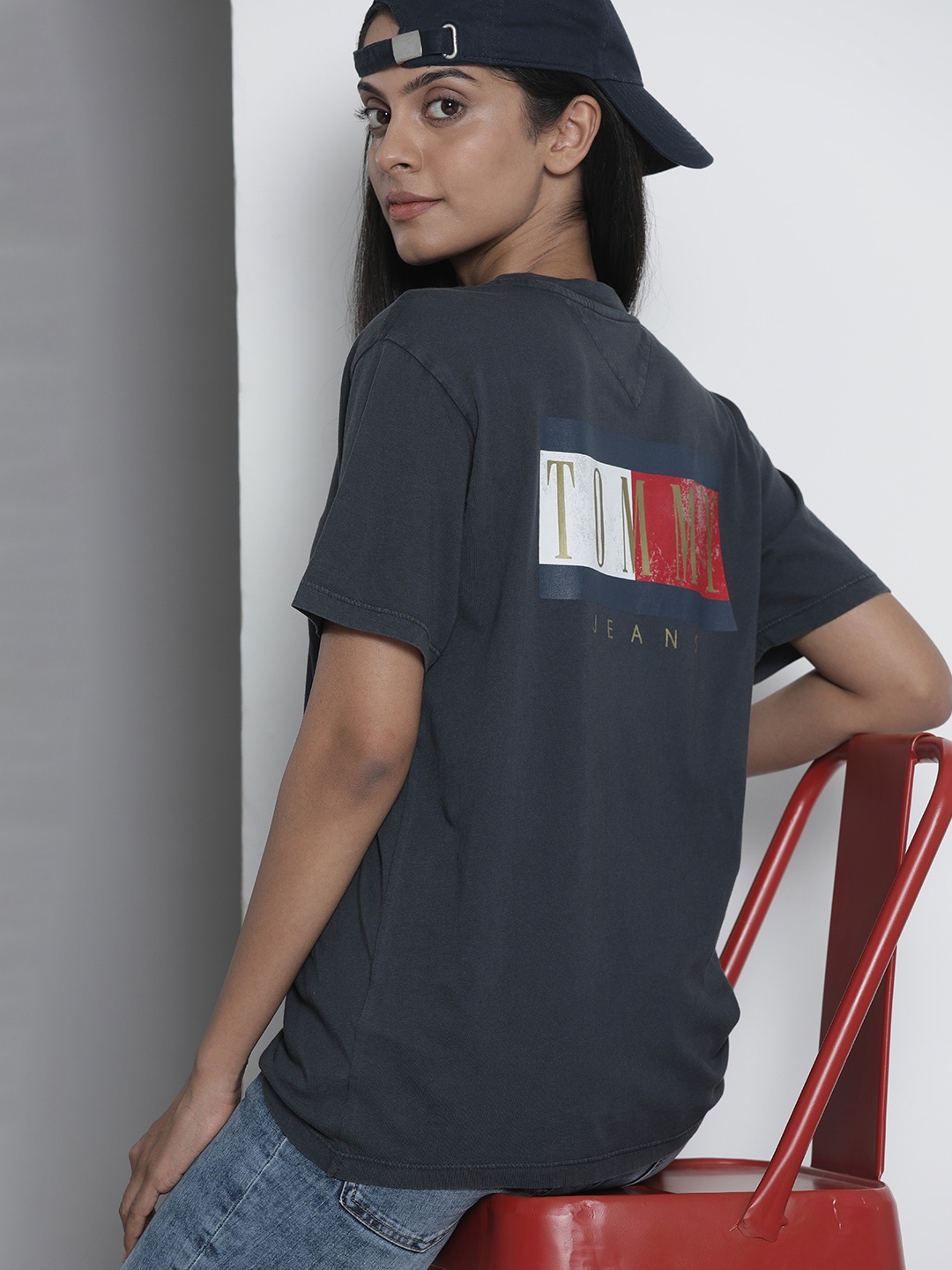 

Tommy Hilfiger Women Blue Red Brand Logo Print Pure Cotton T-shirt