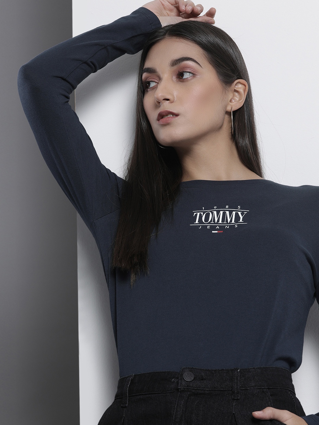 

Tommy Hilfiger Women Navy Blue White Brand Logo Print Organic Cotton T-shirt