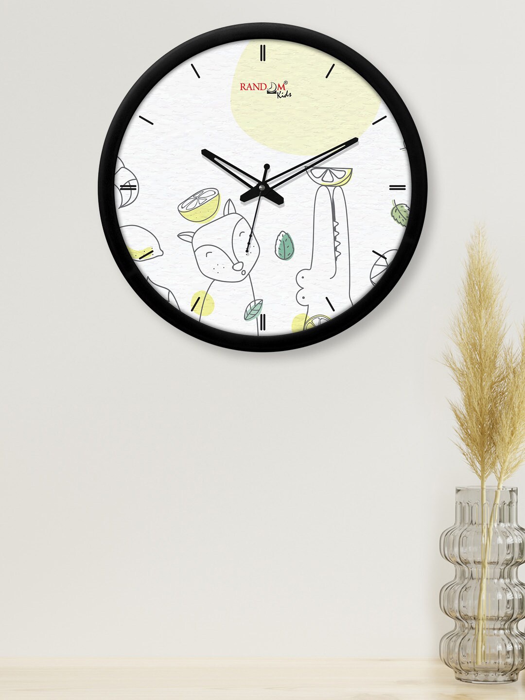 

RANDOM White Printed Contemporary 30 cm Analogue Wall Clock