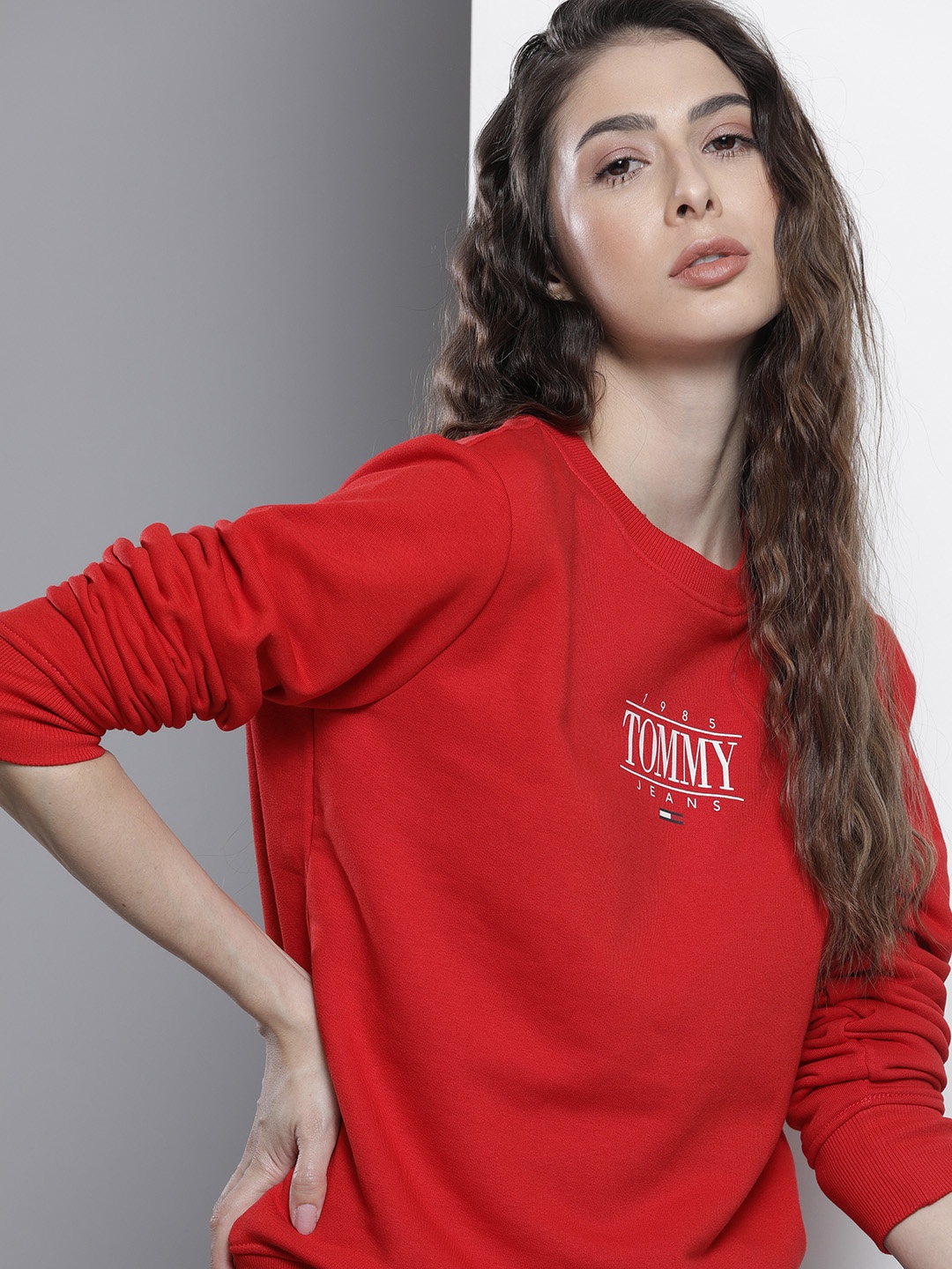 

Tommy Hilfiger Women Red Sweatshirt With Logo Print