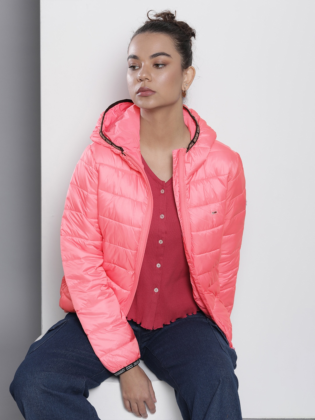 

Tommy Hilfiger Women Pink Solid Padded Jacket