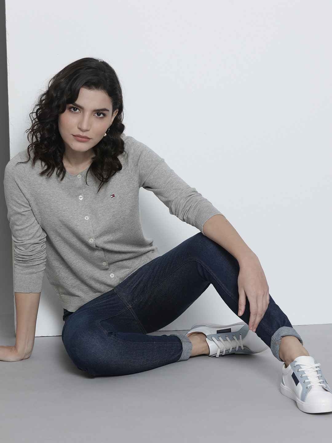 

Tommy Hilfiger Women Grey Melange Solid Cardigan