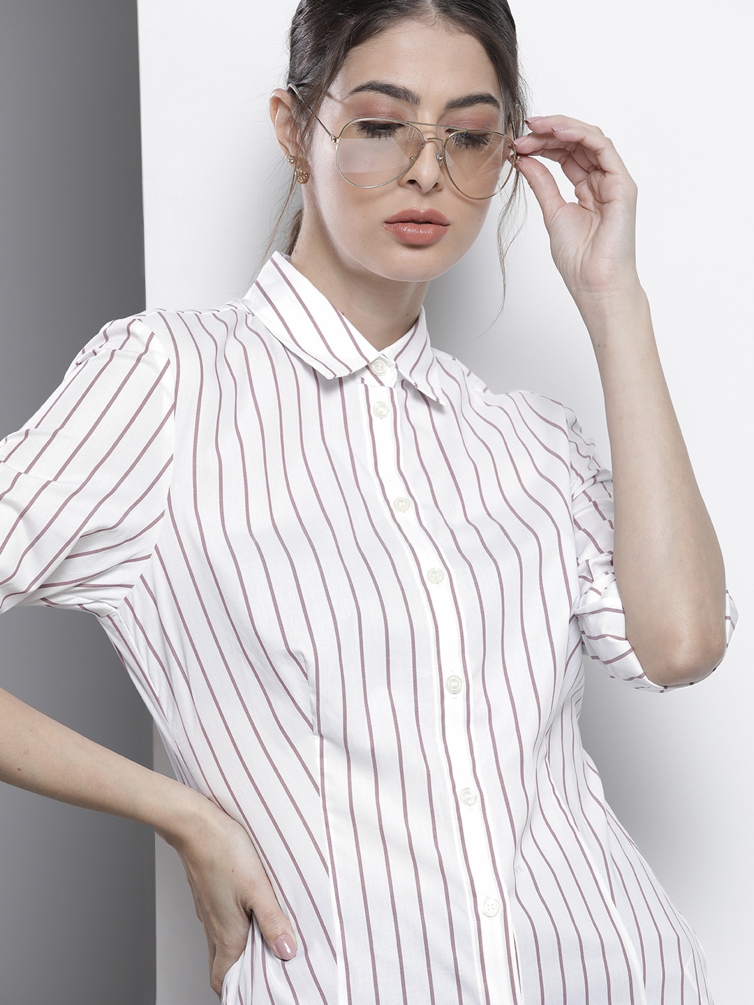 

Tommy Hilfiger Women White Slim Fit Opaque Striped Casual Shirt