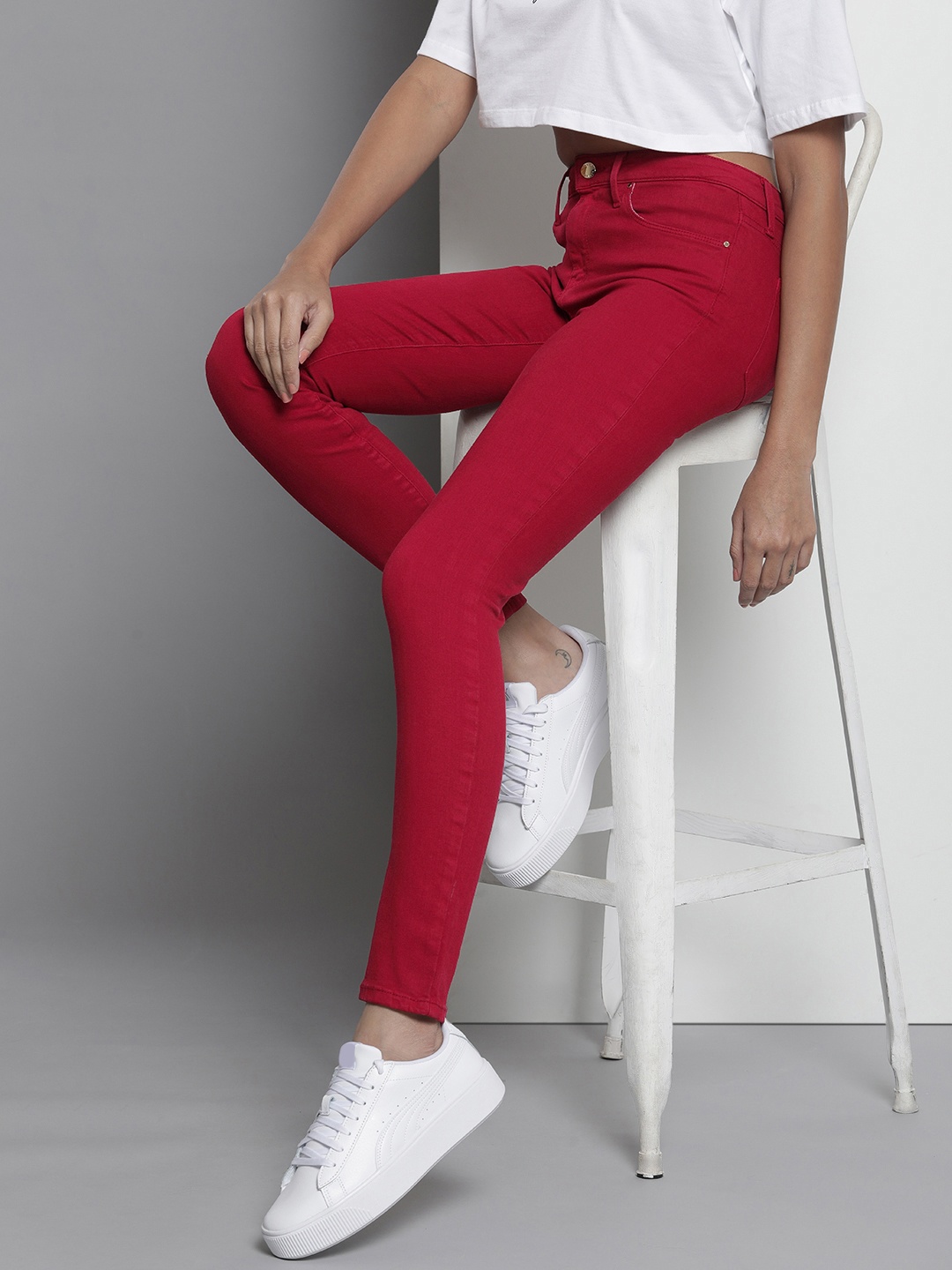 

Tommy Hilfiger Women Skinny Fit Stretchable Jeans, Red
