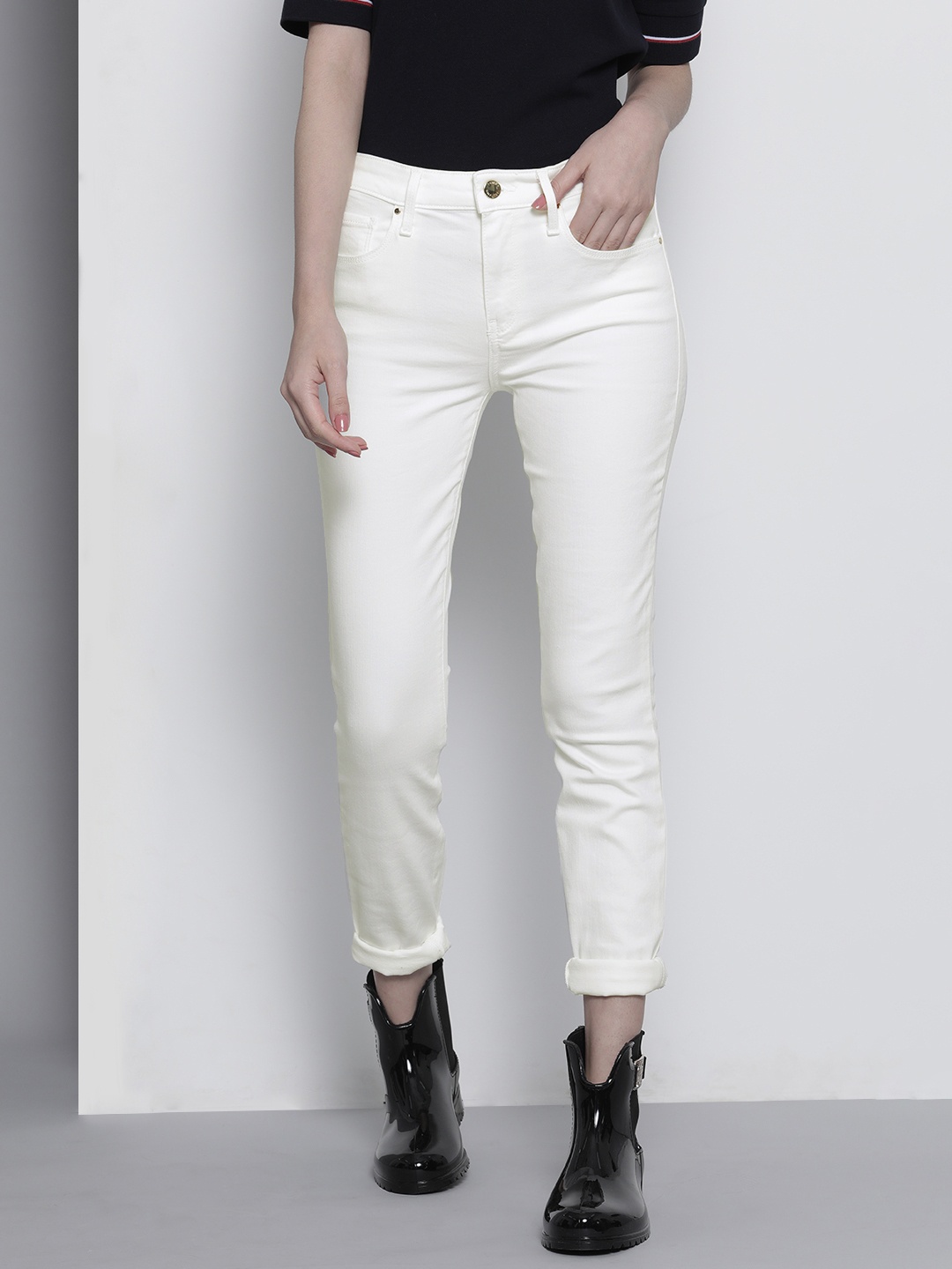 

Tommy Hilfiger Women White Skinny Fit Stretchable Jeans