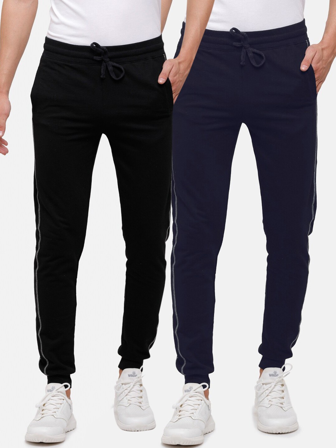 

MADSTO Men Pack Of 2 Solid Slim-Fit Cotton Joggers, Black