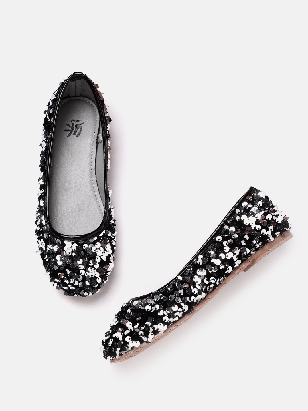 

YK Girls Black & Silver-Toned Velvet Finish Sequinned Ballerinas