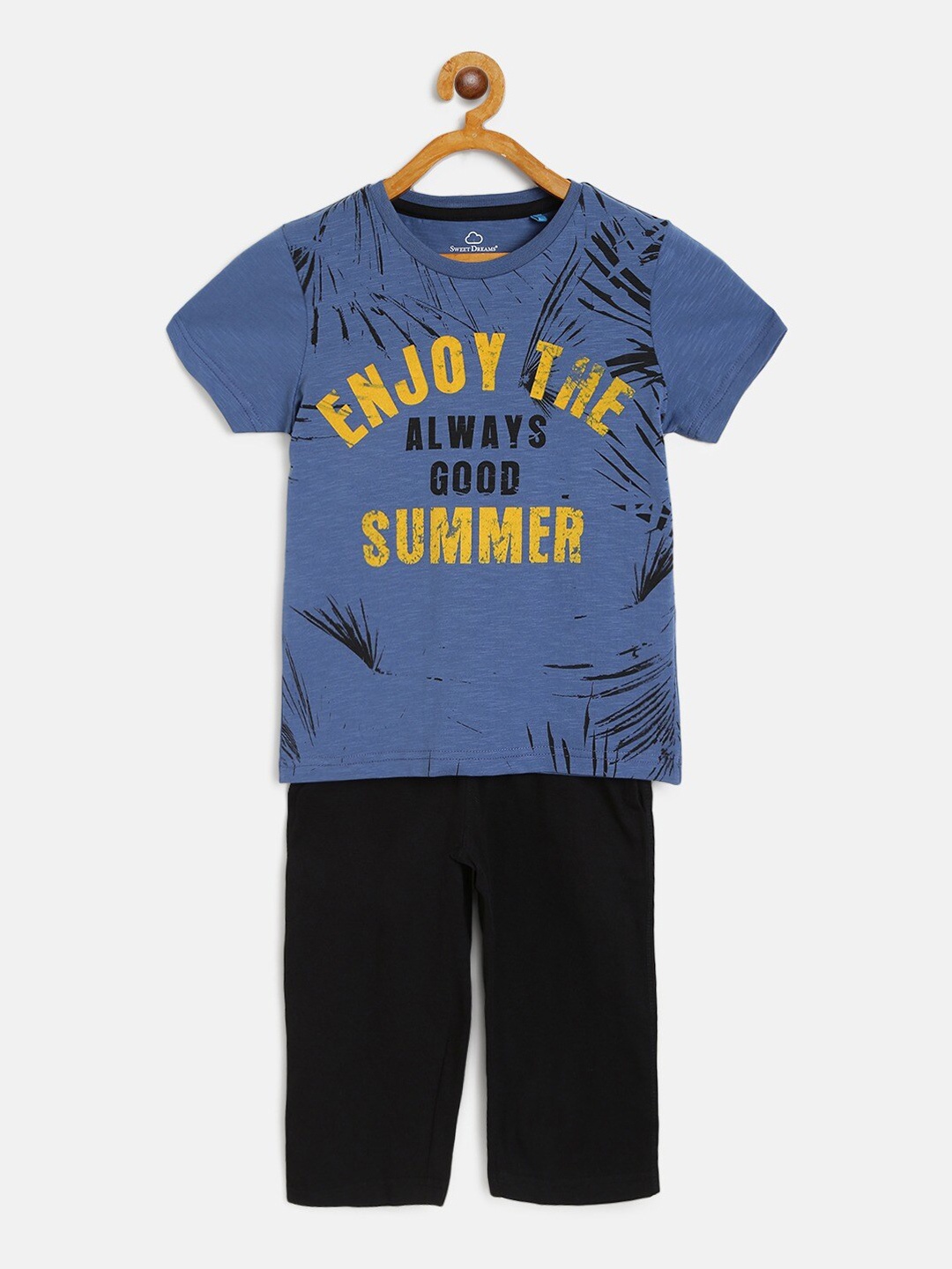 

Sweet Dreams Boys Blue & Black Printed Night suit