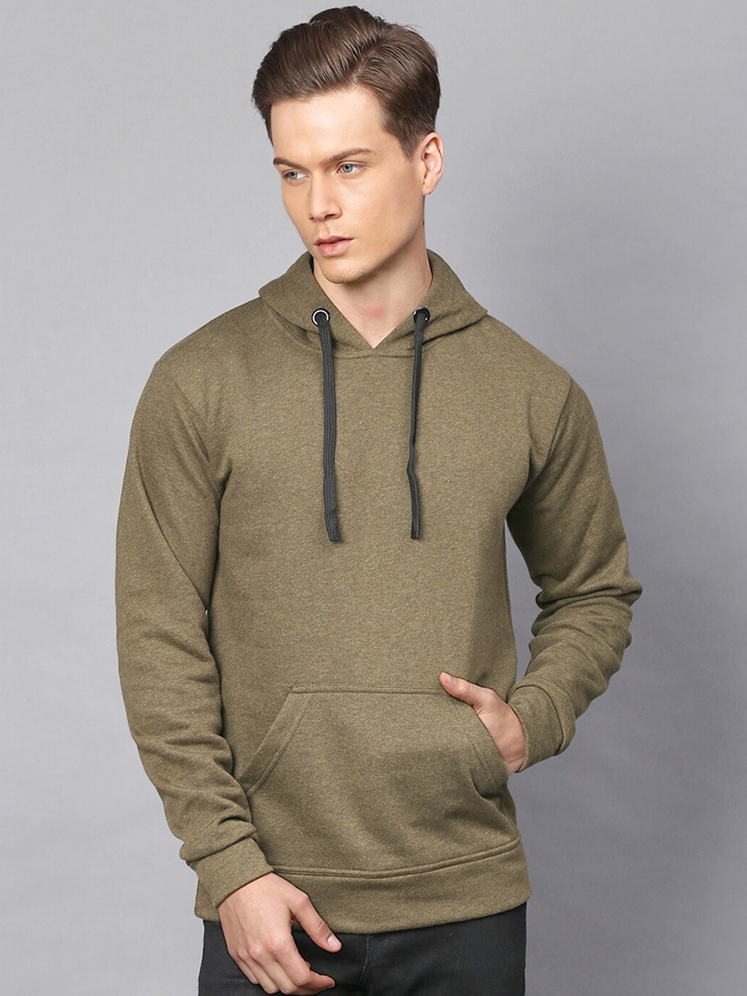 

Campus Sutra Men Olive Green Solid Hooded Sweatshirt