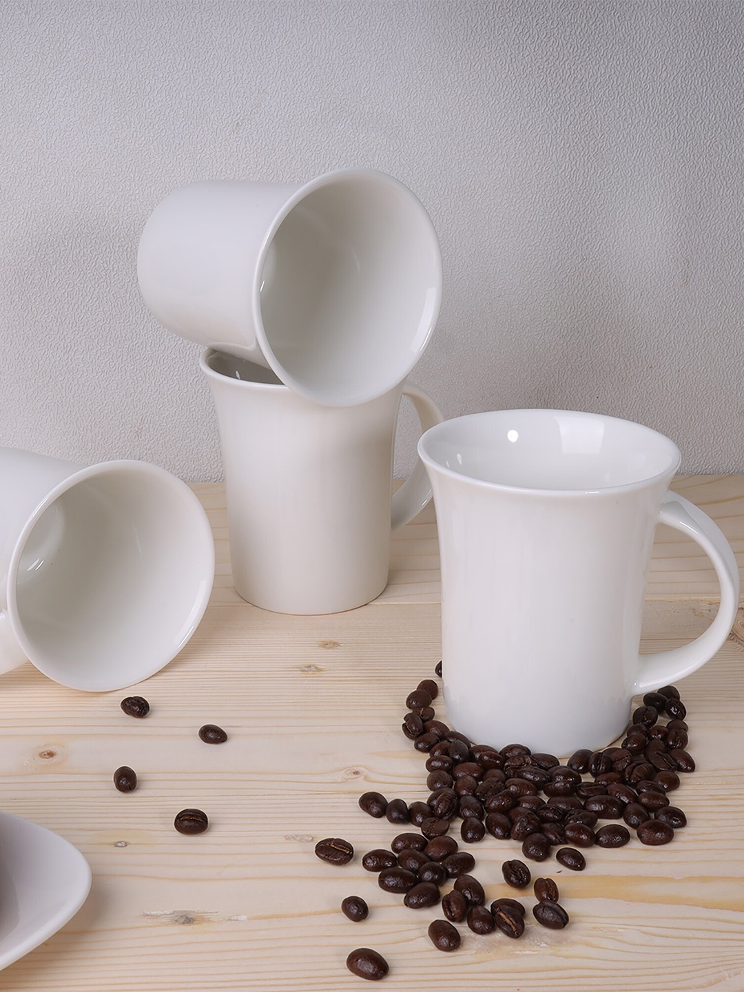 Ariane White Set of 4 Handcrafted Solid Porcelain Glossy Mugs
