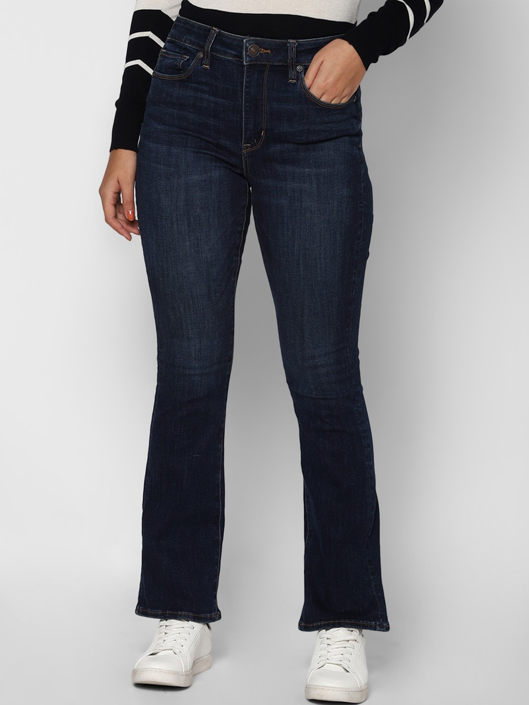 

AMERICAN EAGLE OUTFITTERS Women Blue Slim Fit High-Rise Light Fade Jeans