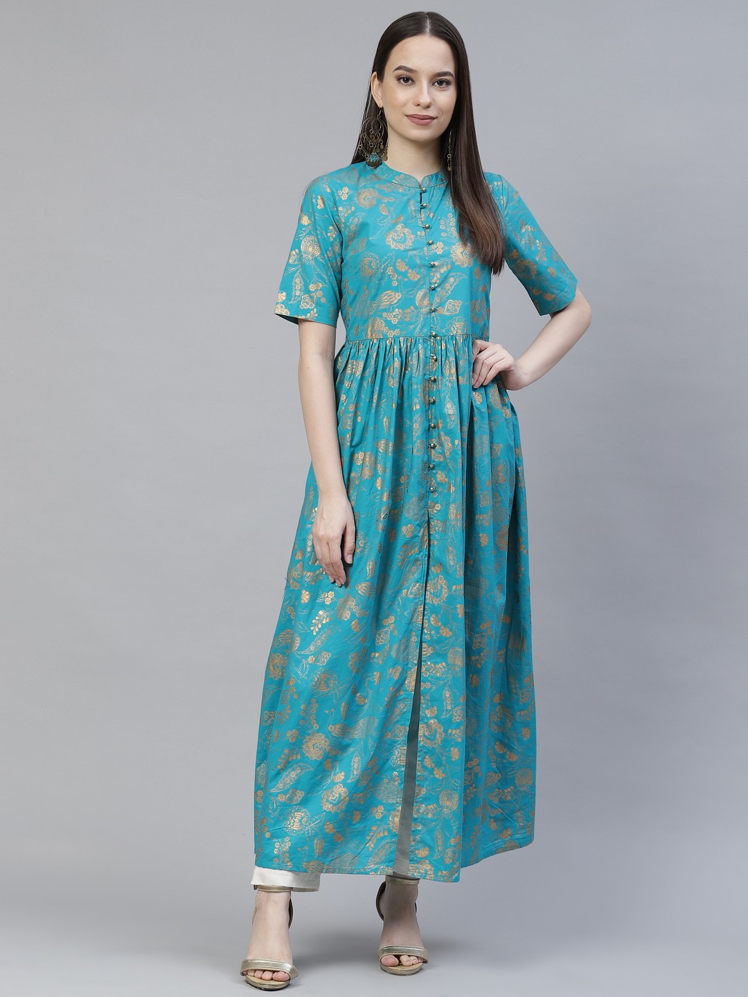 

Meeranshi Turquoise Blue & Gold-Toned Floral Maxi Dress