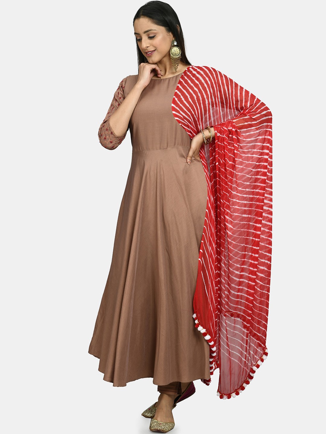 

DesiNoor com Women Brown Pleated Kurta with Trousers & Dupatta