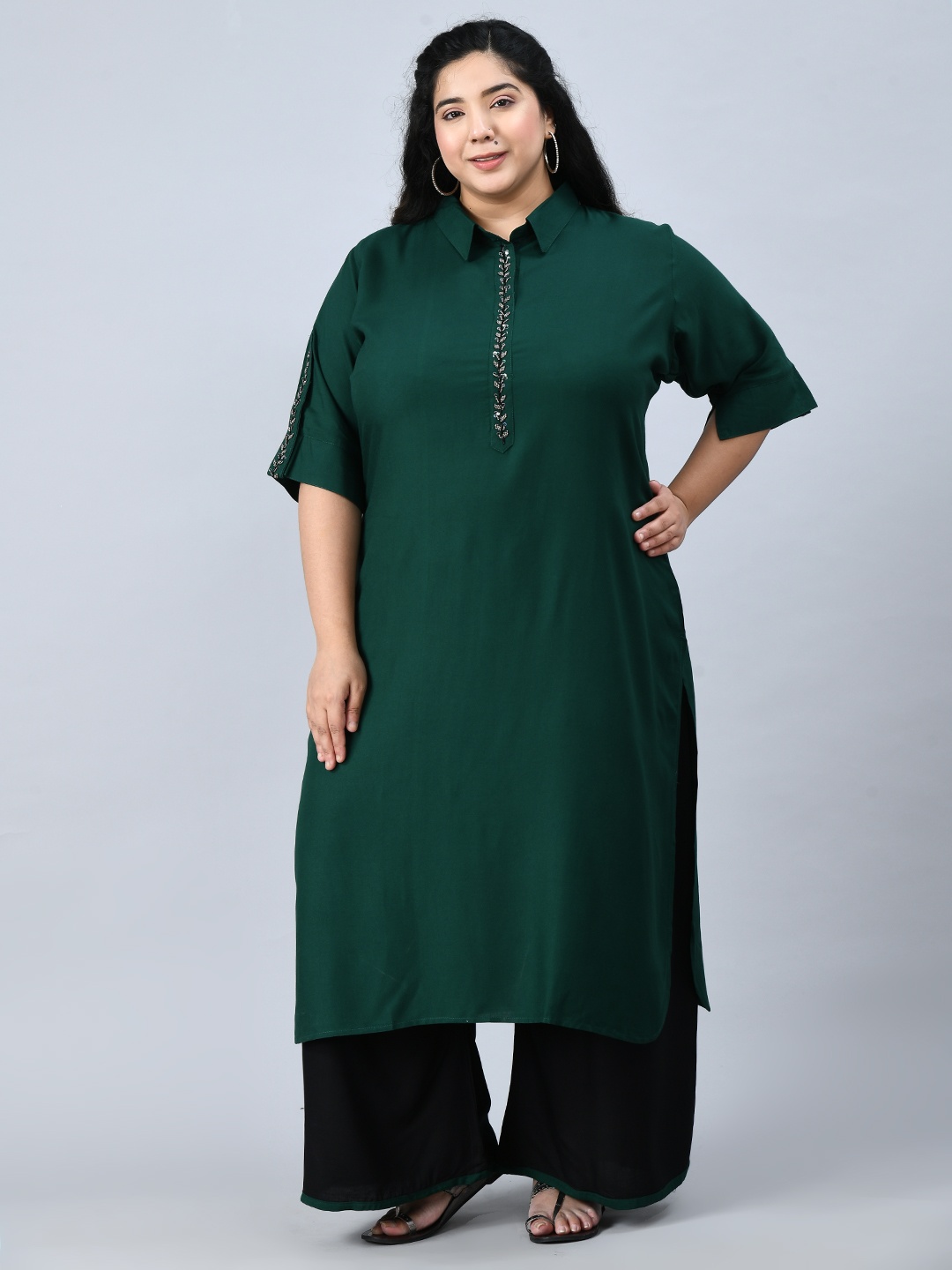

DesiNoor com Women Green & Black Beads and Stones Kurta with Palazzos