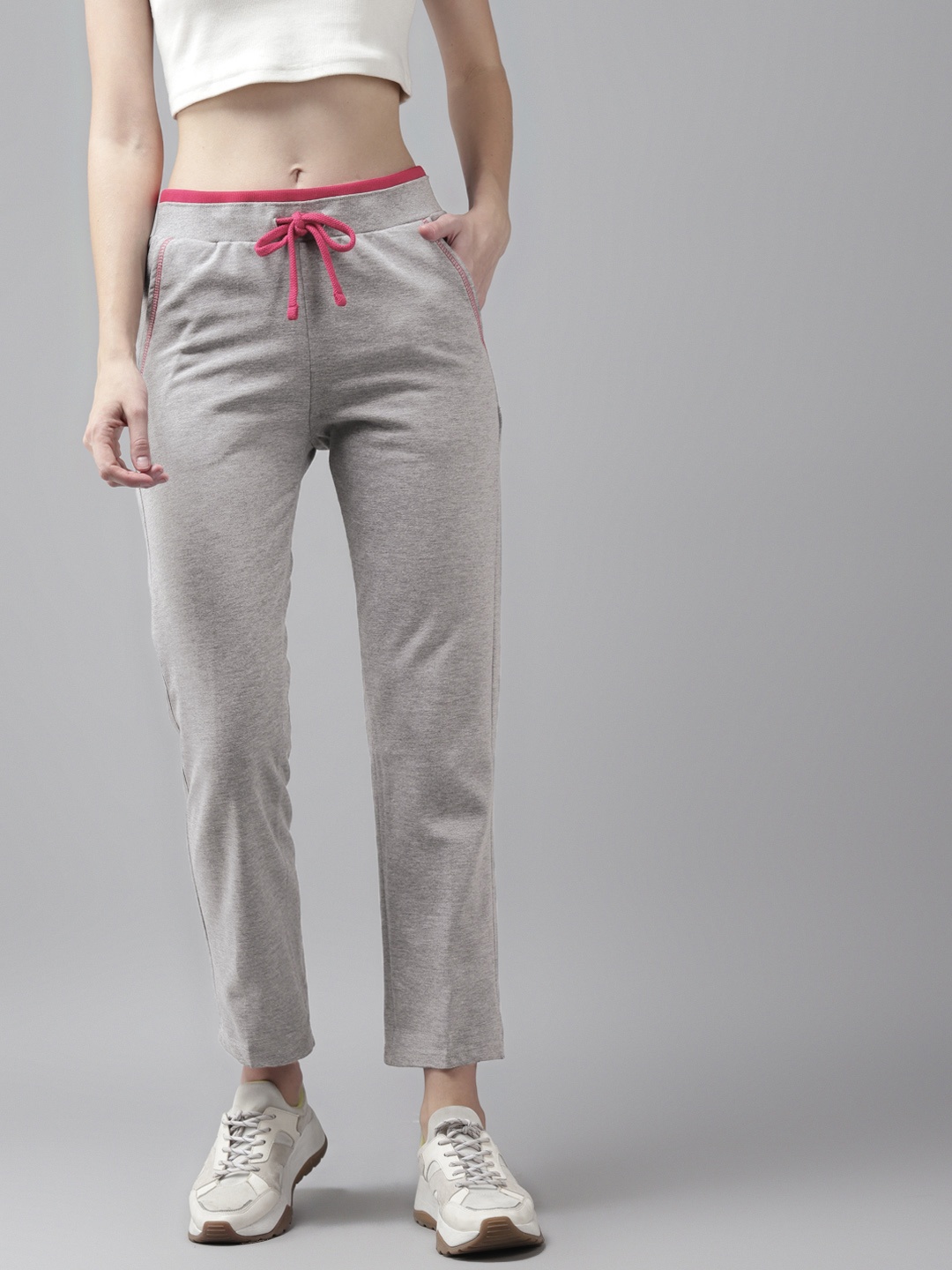 

Cayman Women Grey Melange Solid Cropped Track Pants