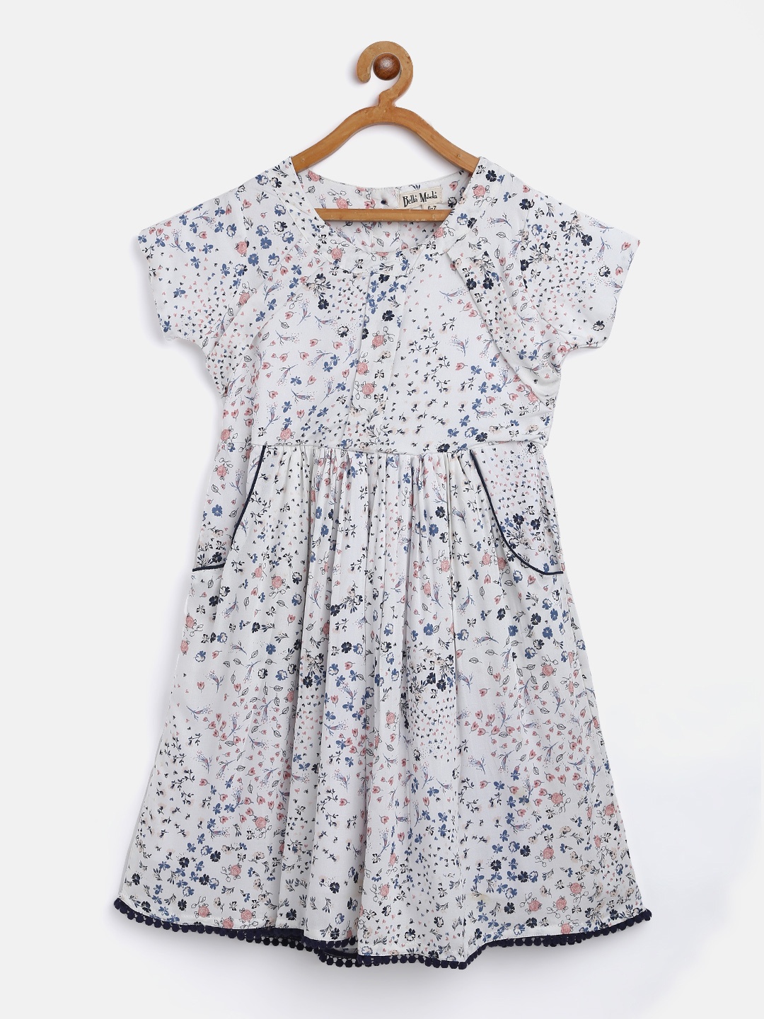 

Bella Moda Girls White & Navy Blue Ditsy Floral Printed Fit & Flare Dress