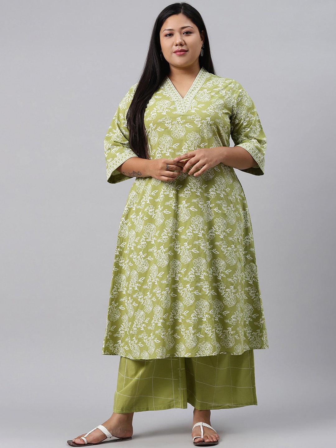 

EXTRA LOVE BY LIBAS Plus Size Women Green & White Floral Printed Kurta