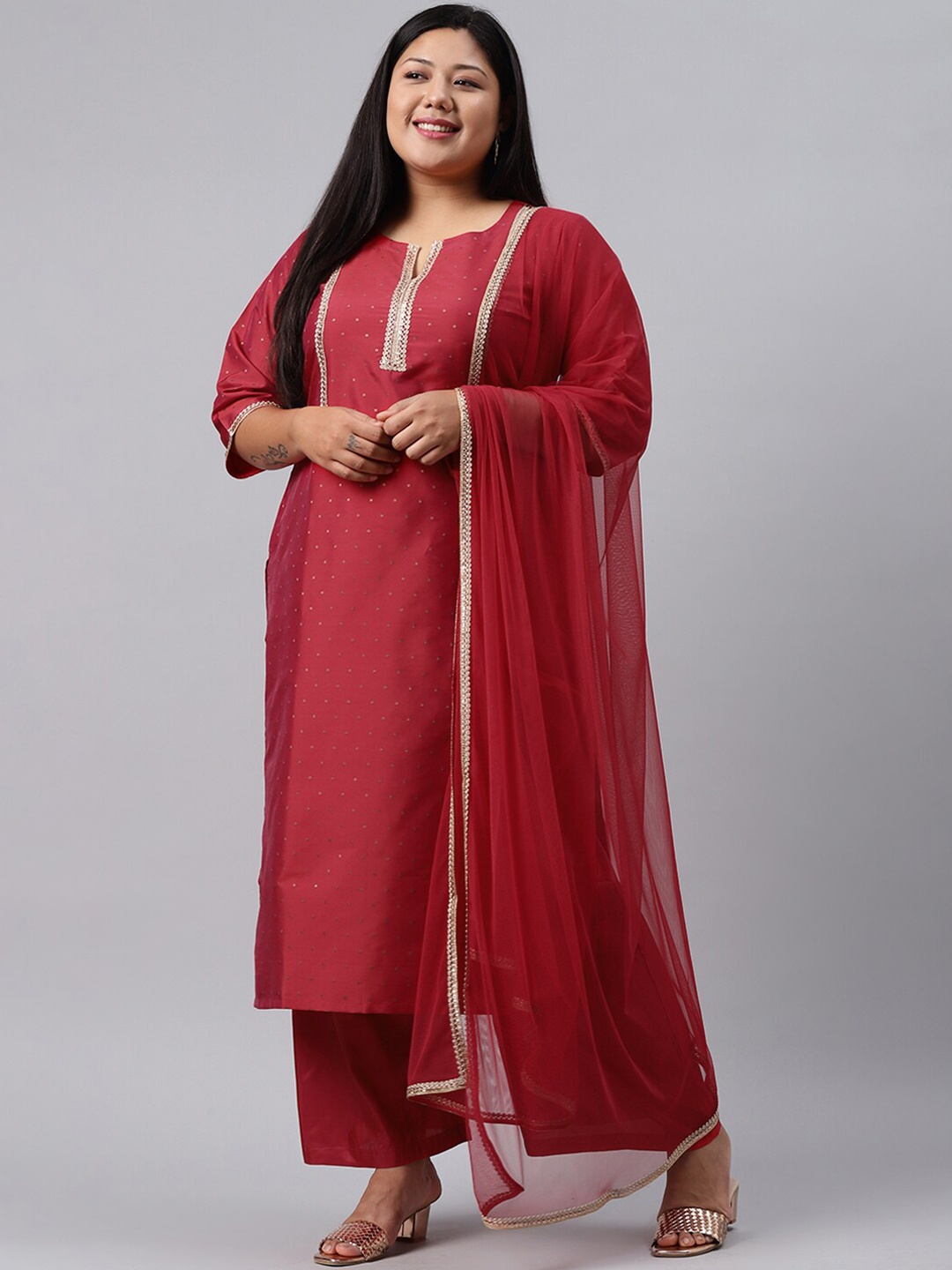 

EXTRA LOVE BY LIBAS Women Red Kurta with Palazzos & With Dupatta