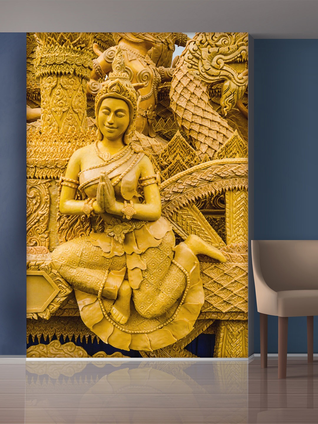 

999Store Gold-Toned Sitting Lady Mural Wallpaper