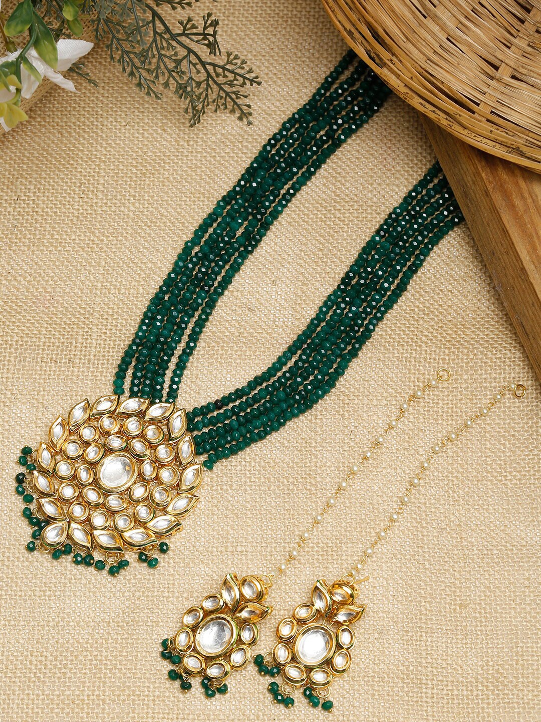 

Ruby Raang Women Gold-Plated White & Green Kundan Stone-Studded Beaded Jewellery Set