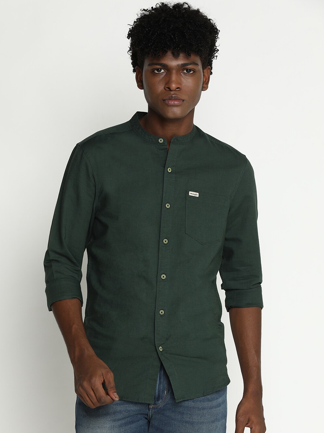 

Wrangler Men Green Slim Fit Casual Shirt