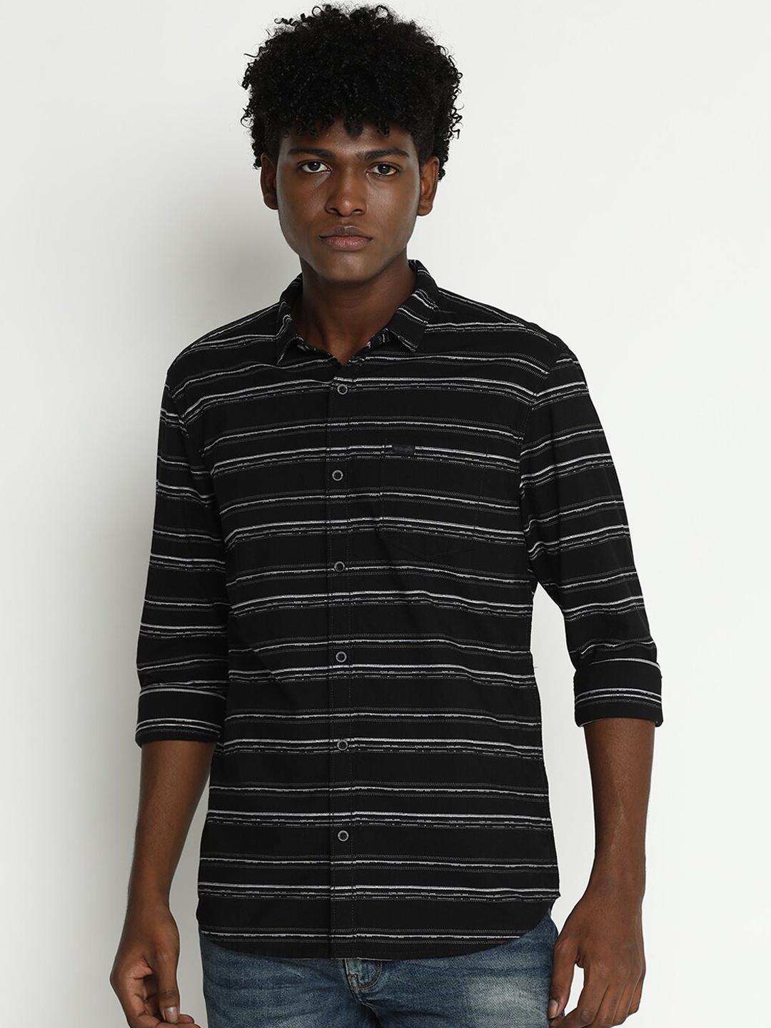 

Wrangler Men Black Horizontal Stripes Striped Casual Shirt