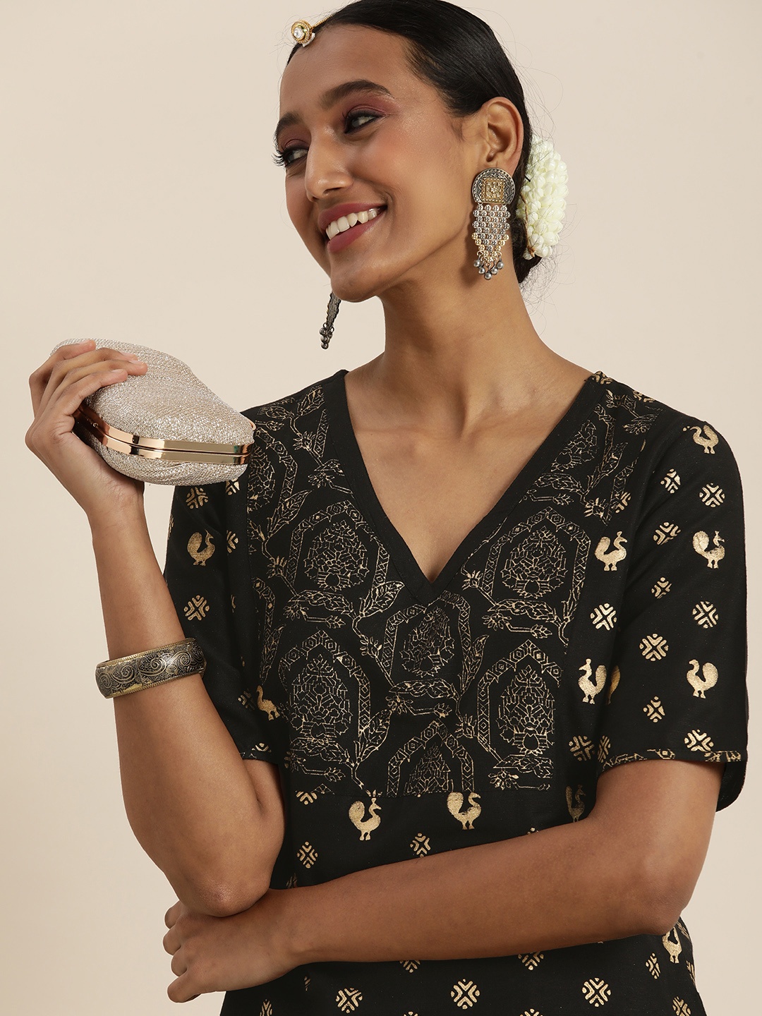 

Taavi Black & Golden Kanchi Gold Khadi Print V-Neck Kurti