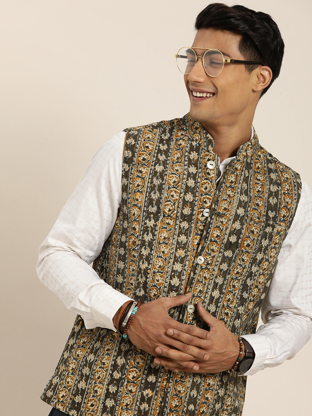

Taavi Men Brown & Beige Kalamkari Block Print Pure Cotton Sustainable Nehru Jacket