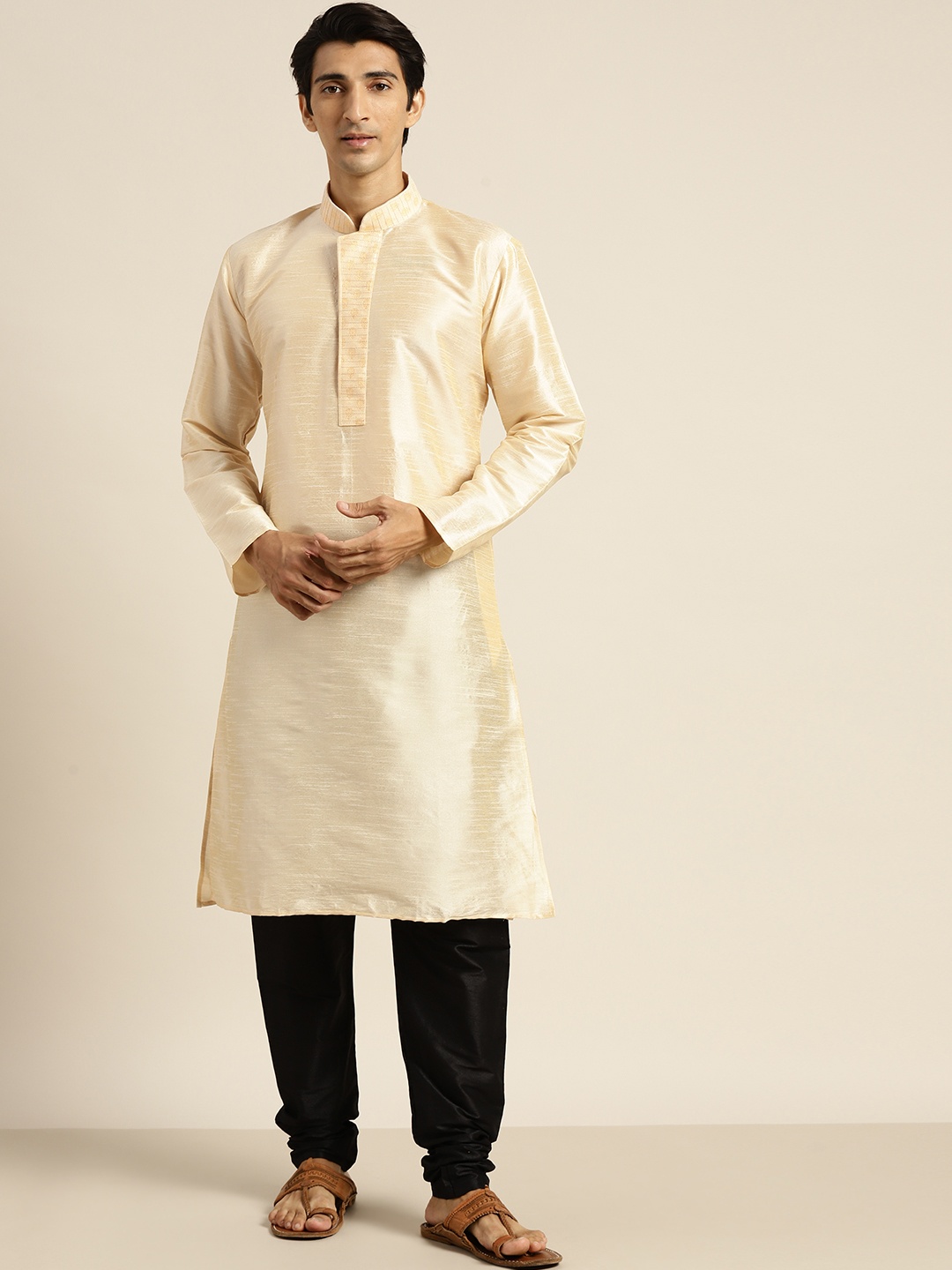 

SOJANYA Men Cream-Coloured Solid Straight Kurta