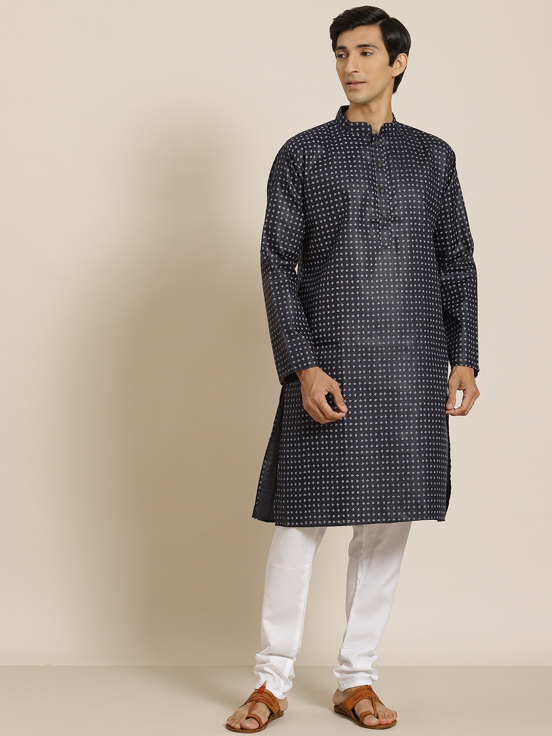

SOJANYA Men Navy Blue Printed Regular Kurta with Churidar