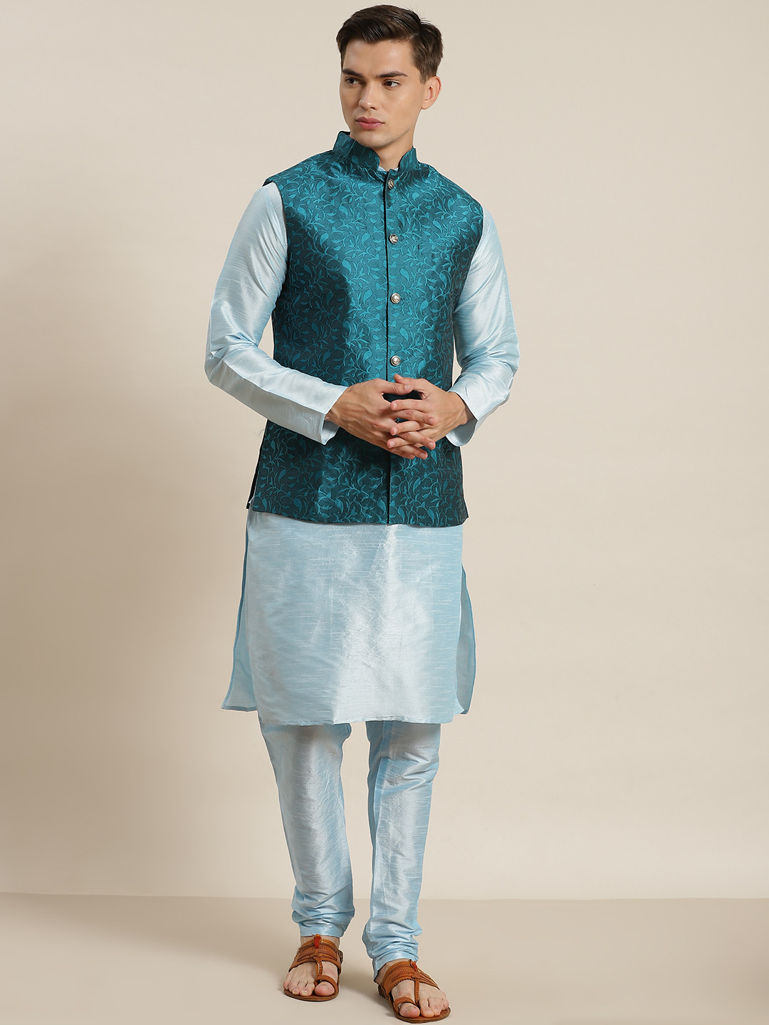 

SOJANYA Men Blue Solid Regular Kurta with Churidar & Nehru Jacket