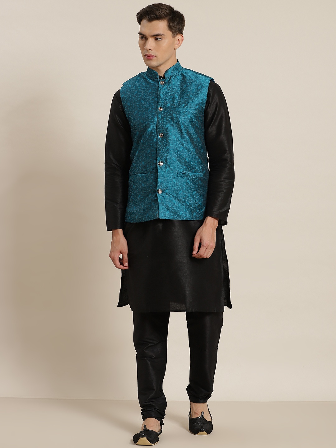 

SOJANYA Men Black & Teal Blue Self Design Straight Kurta with Churidar & Nehru Jacket