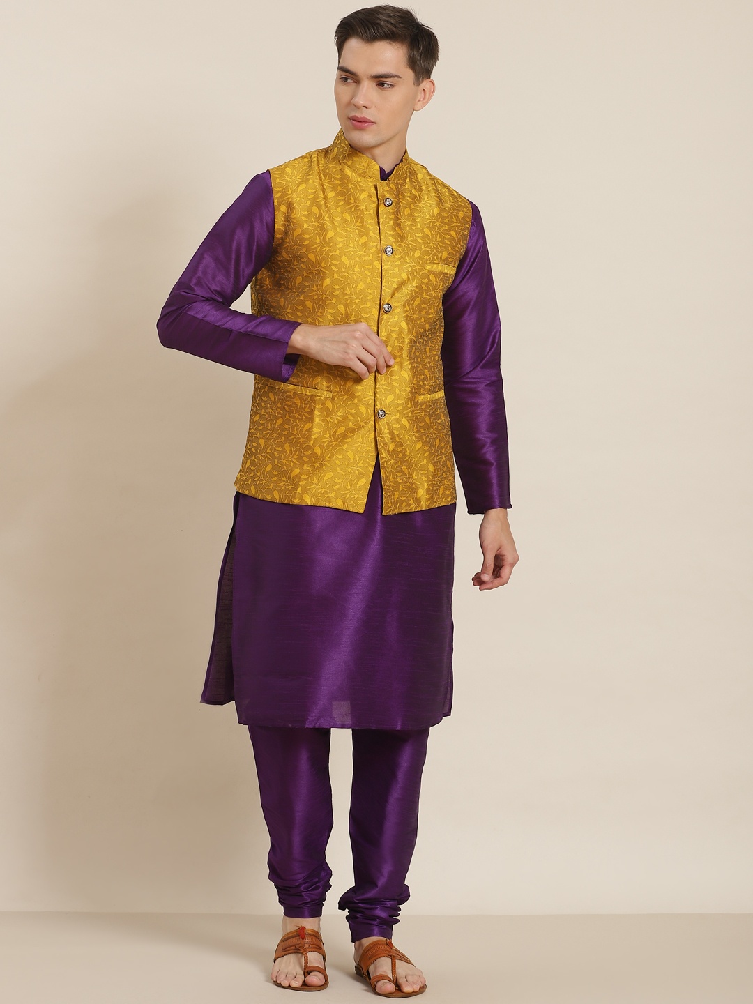 

SOJANYA Men Mustard Yellow Leaf Patterned Nehru Jacket