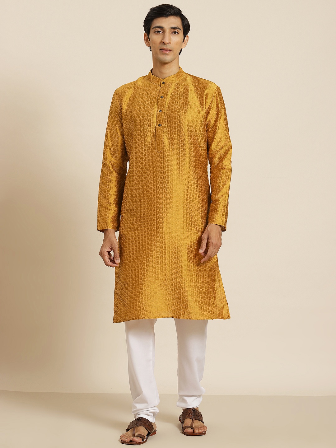 

SOJANYA Men Mustard Yellow Self Design Straight Kurta with Churidar