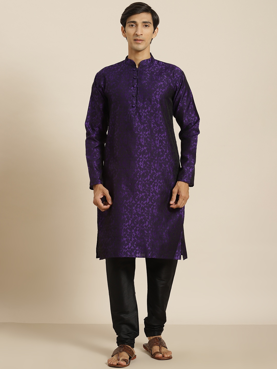 

SOJANYA Men Purple Geometric Pattern Straight Kurta