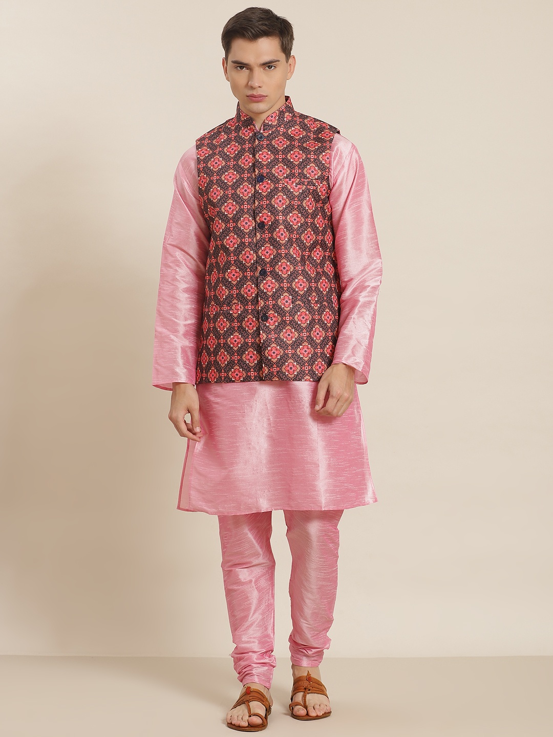 

SOJANYA Men Pink Regular Kurta with Churidar & Nehru Jacket
