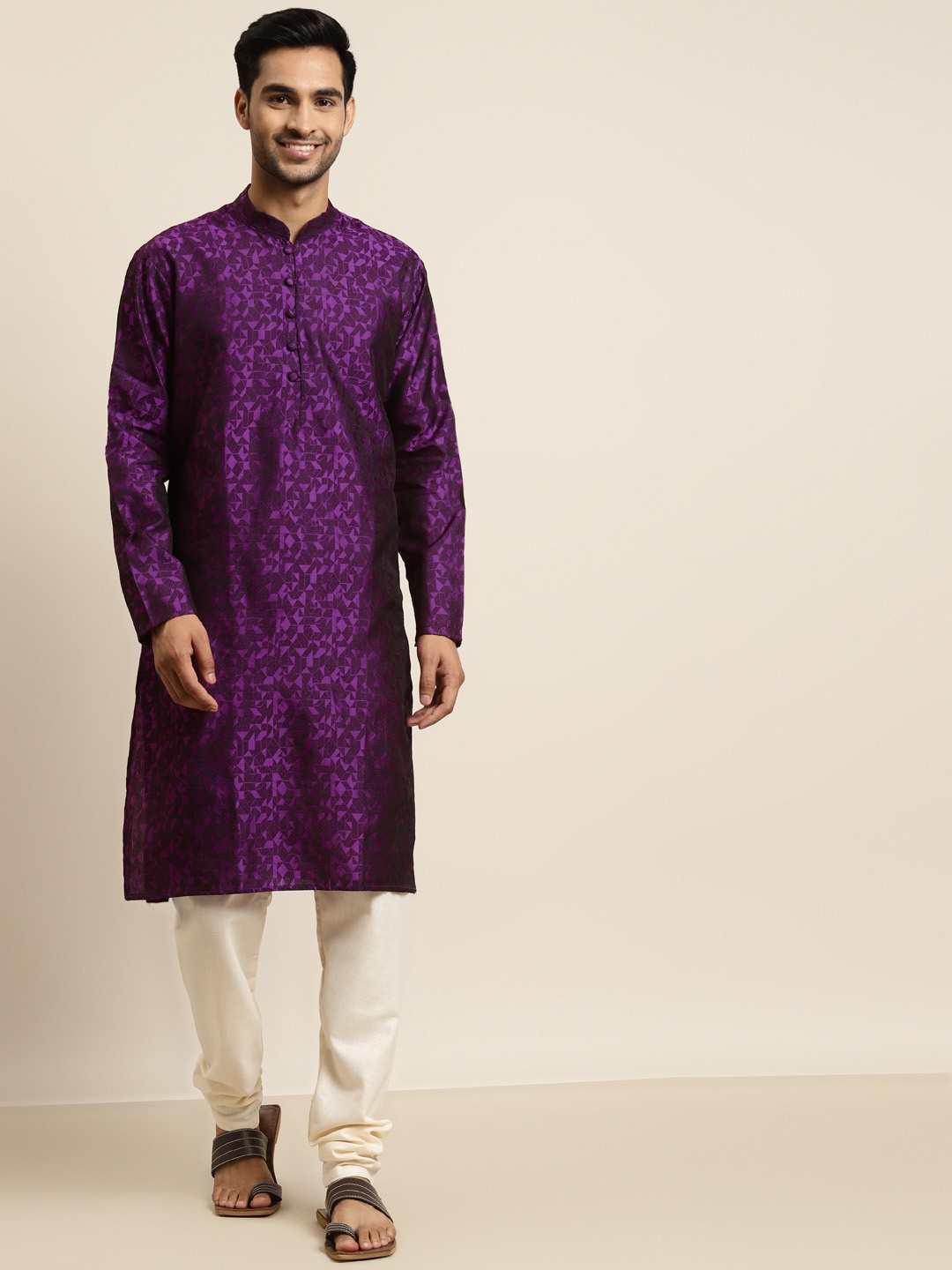 

SOJANYA Men Purple Geometric Woven Design Kurta