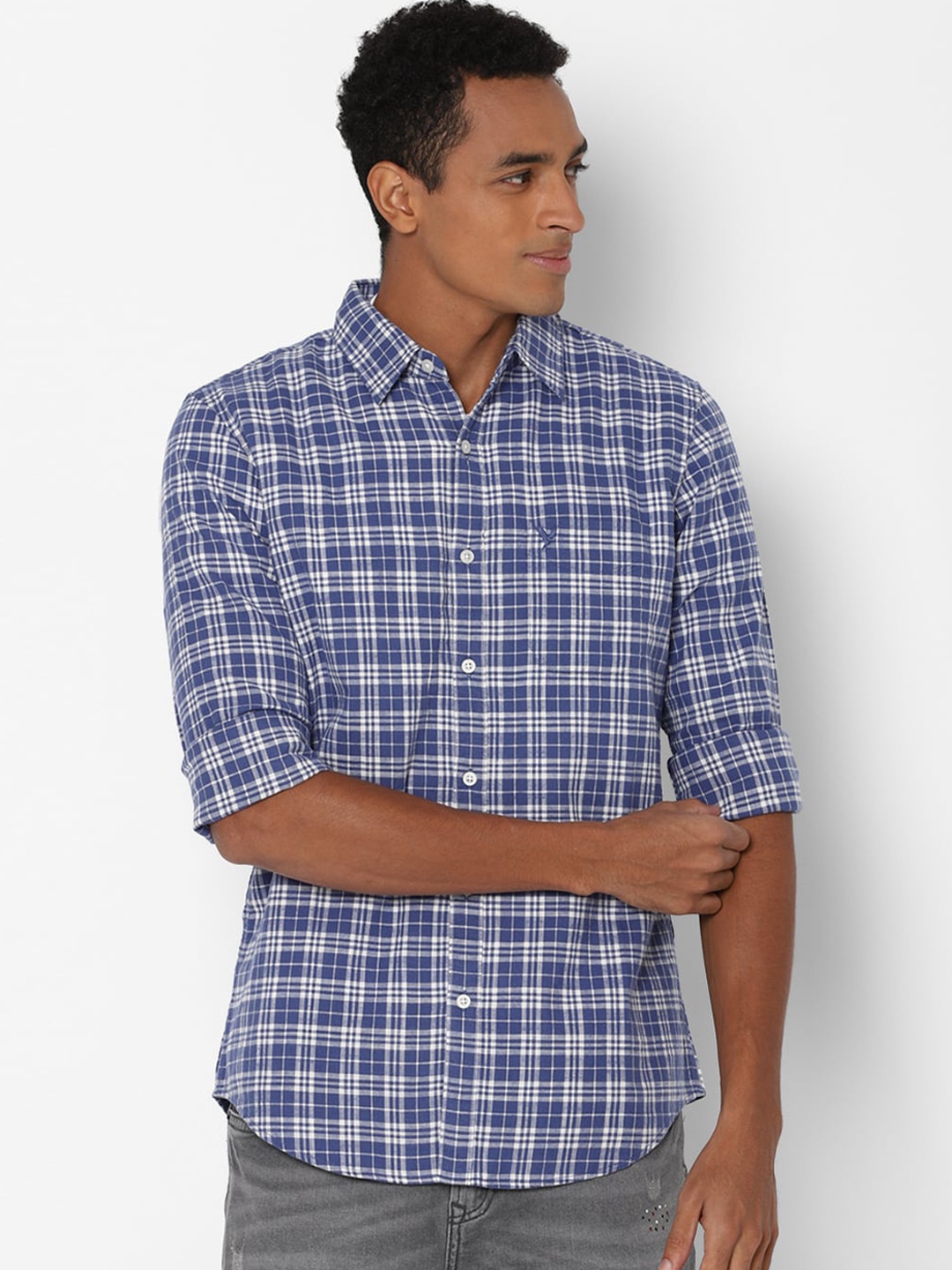 

AMERICAN EAGLE OUTFITTERS Men Blue Slim Fit Checked Cotton Casual Shirt