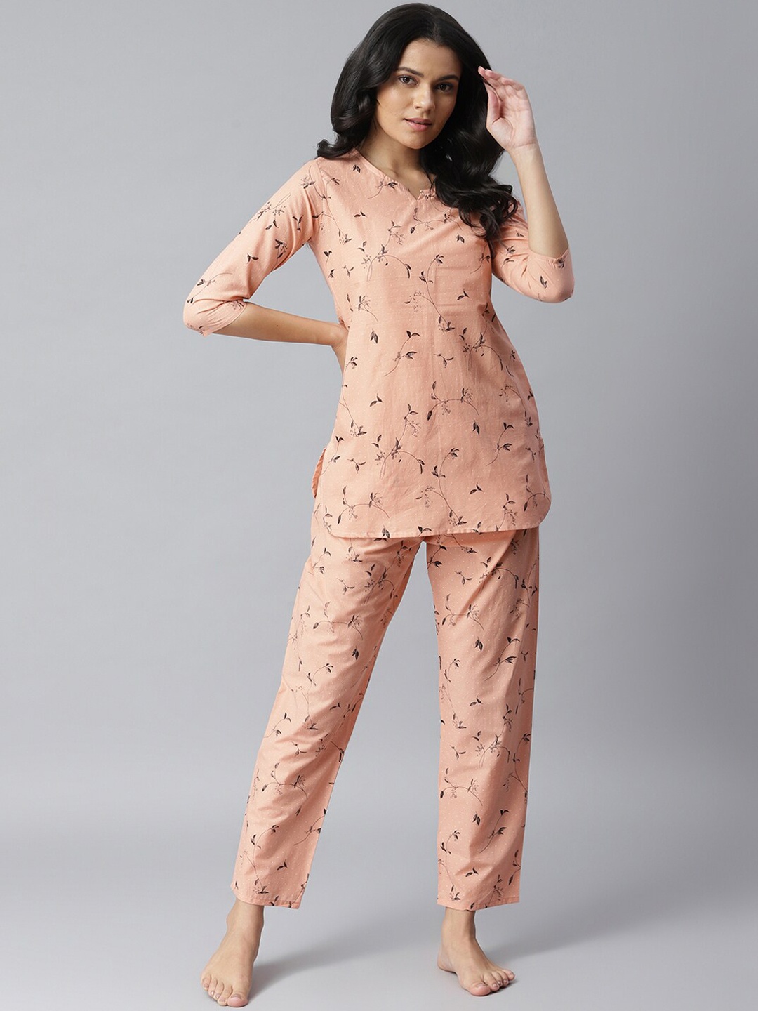 

Stylum Women Peach-Coloured & Black Printed Night Suit