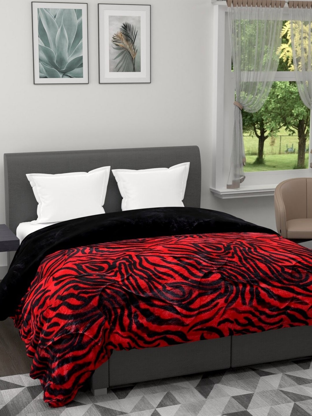 

A Homes Grace Red & Black Heavy Winter 850 GSM Double Bed Quilt