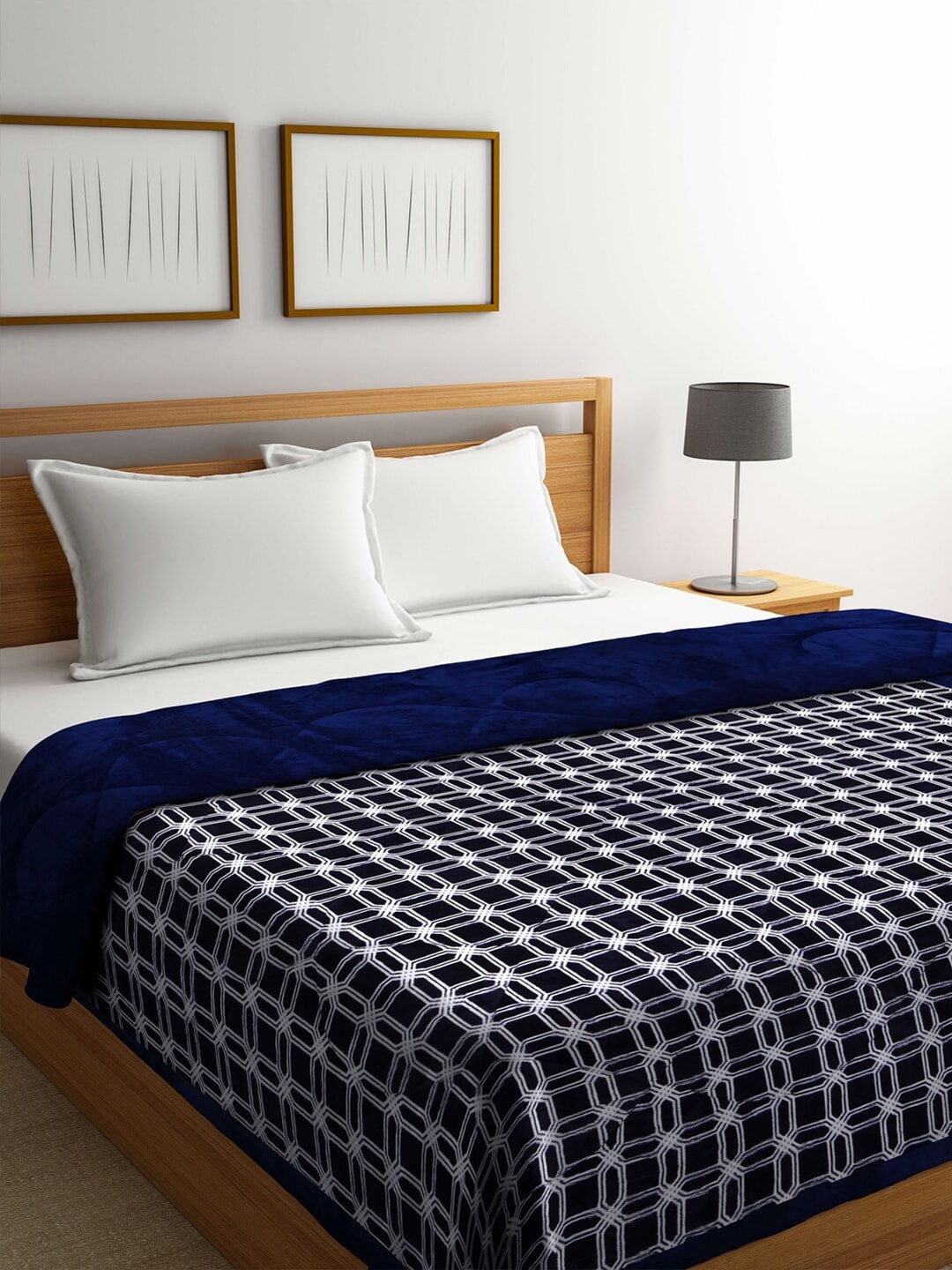 

KLOTTHE Blue & White Checked Heavy Winter 800 GSM Double Bed Quilt