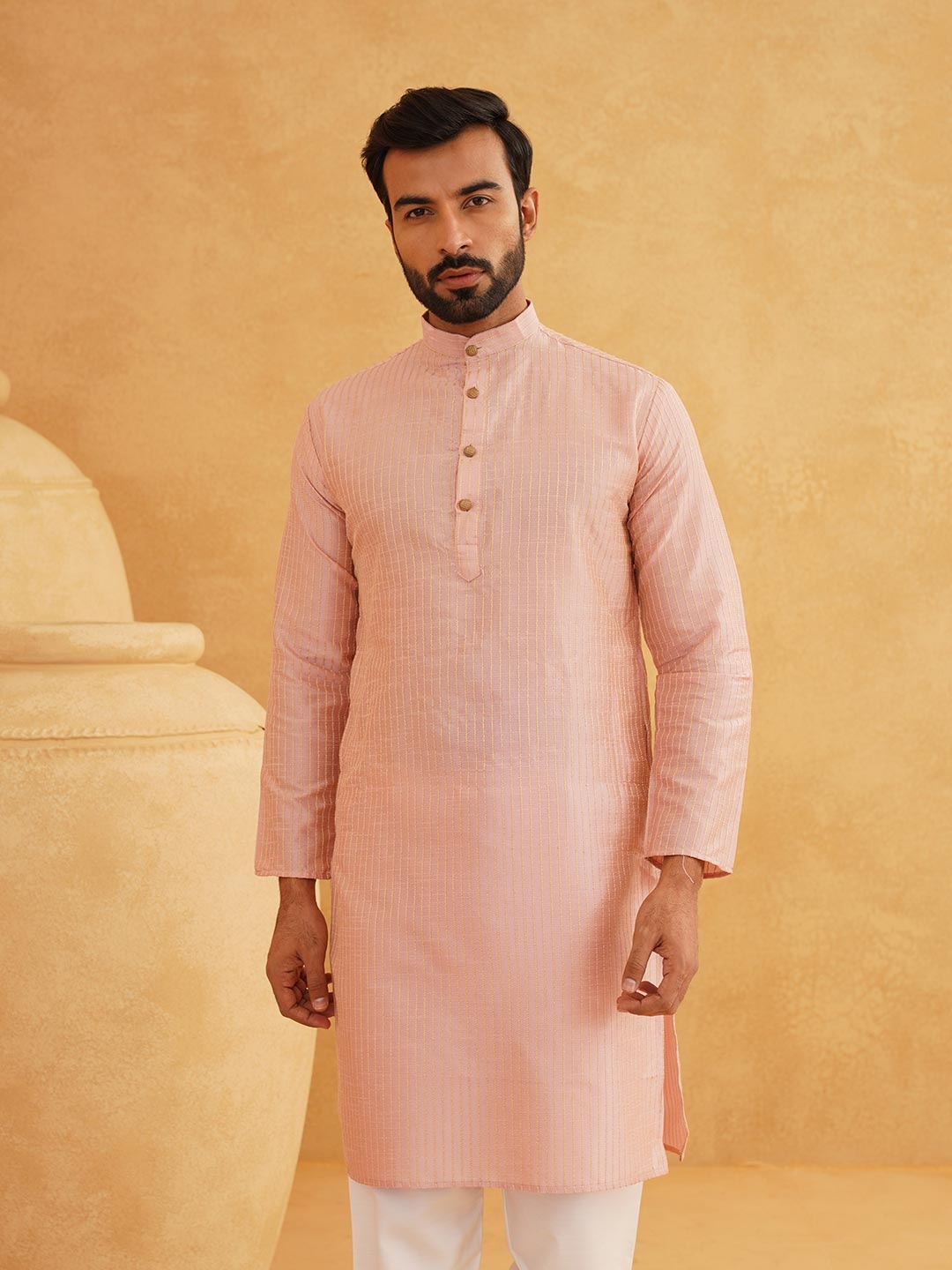 

SOJANYA Men Pink & Golden Kurta