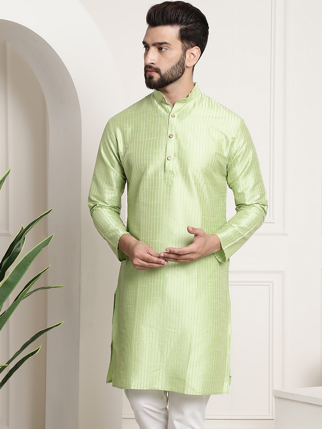 

SOJANYA Men Green & Golden Striped Straight Kurta