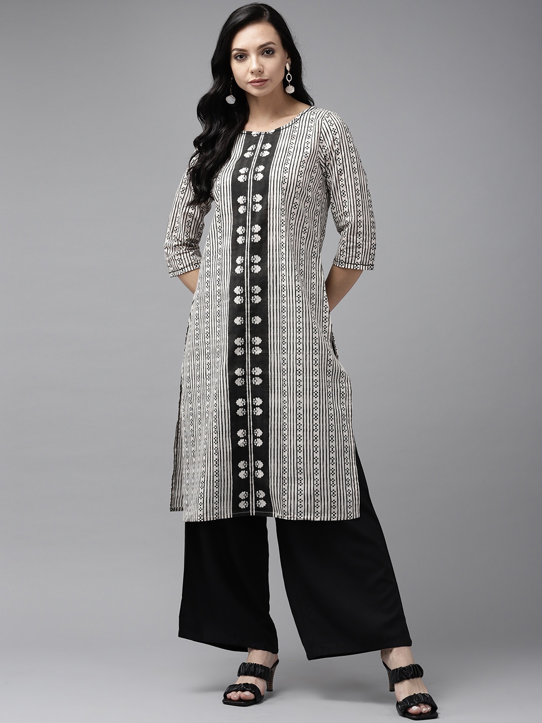 

W Women Off White Striped Regular Kurta with Trousers