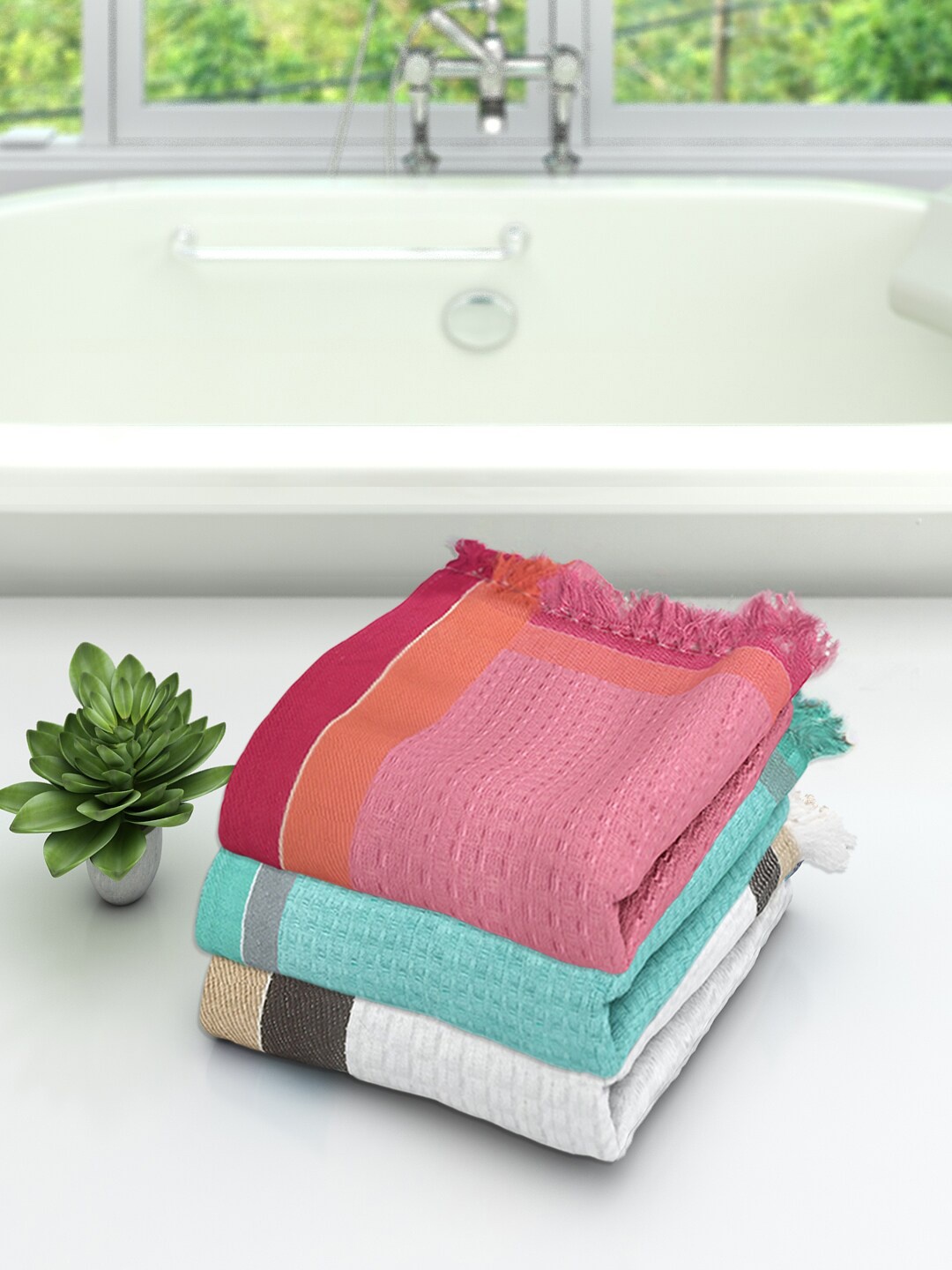 

Athom Trendz Multi Set of 3 Cotton Bath Towels