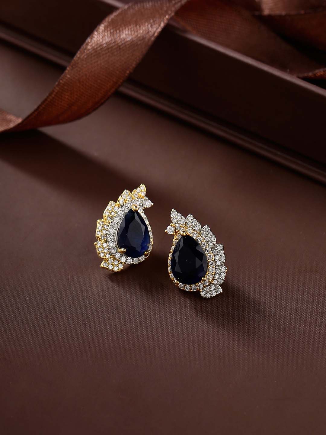 

Tistabene Blue Contemporary Studs Earrings