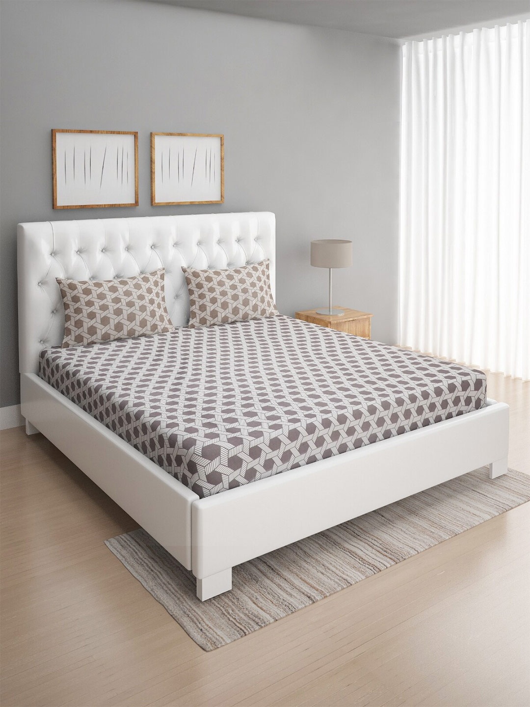 

ROMEE Grey & Off White Geometric Printed 186 TC Microfiber Queen Bedsheet with 2 Pillow Covers