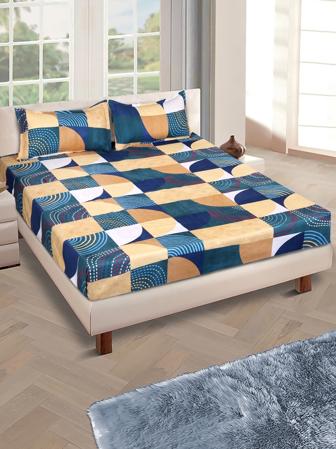 

ROMEE Geometric 144 TC Microfiber Queen Bedsheet with 2 Pillow Covers, Blue